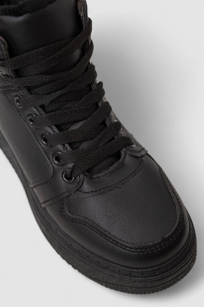 Кеди жіночі на хутрі — інтернет-магазин SportRun